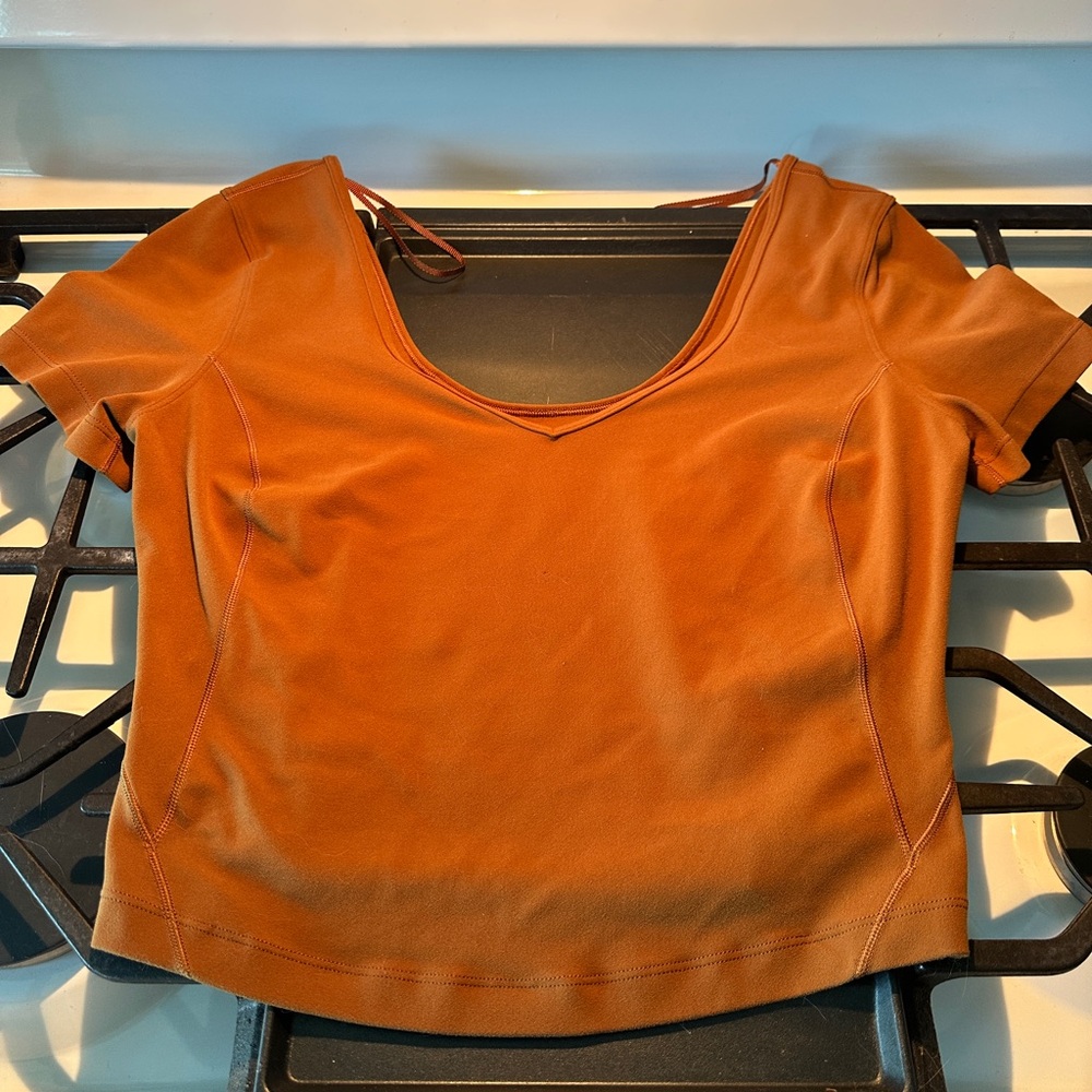 Lululemon v neck shirt 💕 possibly butternutBrown color